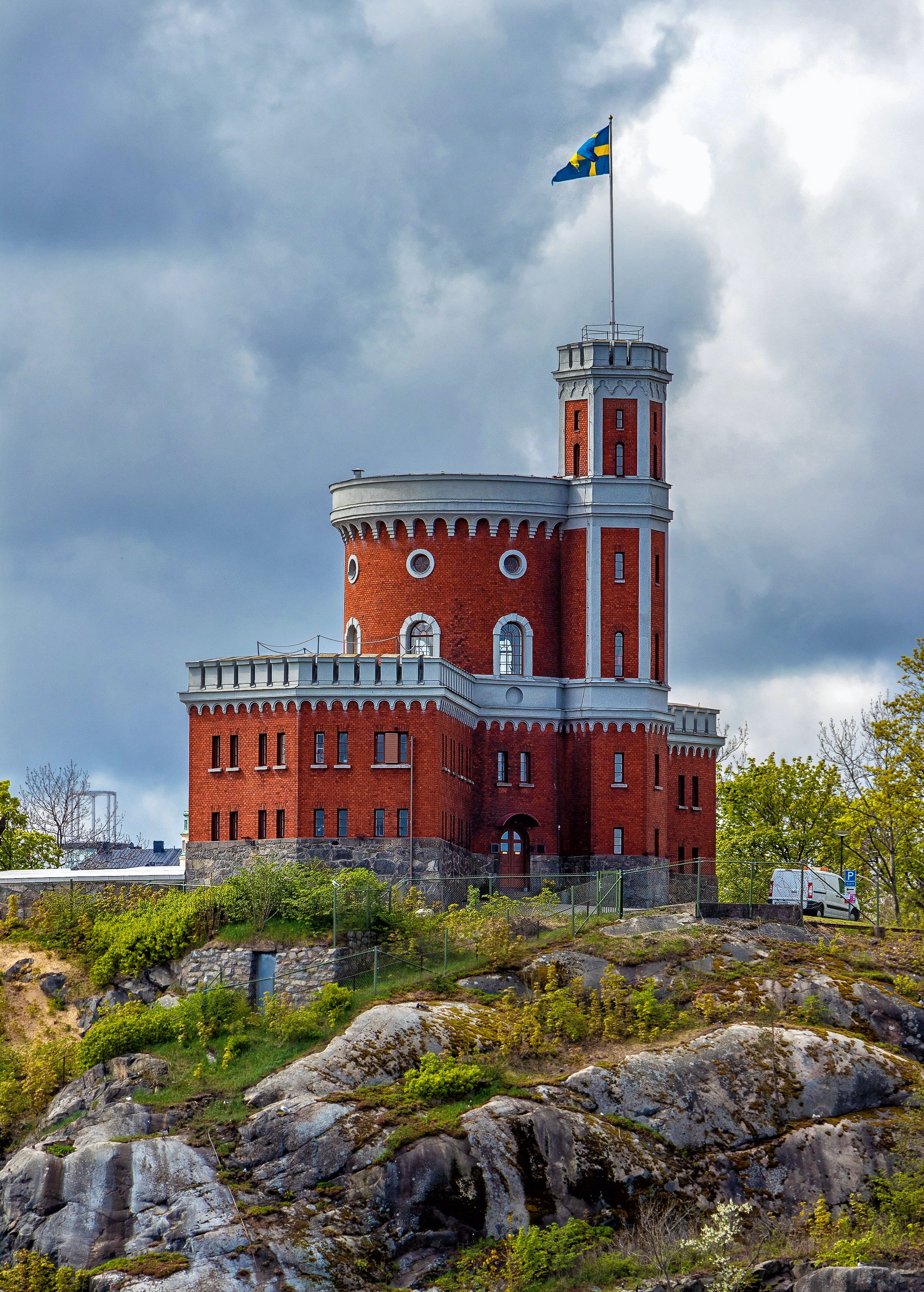 building on rocks